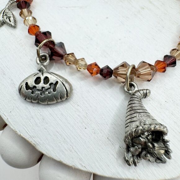 Fall Halloween Autumn Beaded Charm Bracelet Pumpkin Scarecrow Cornucopia - Picture 8 of 9